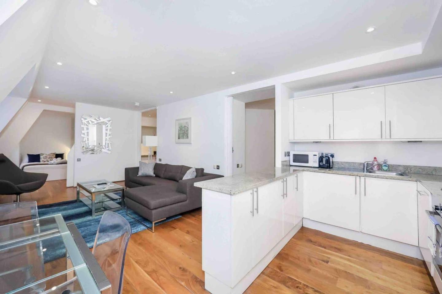 2 Bed By Oxford Circus And Regent Street! Appartement Londres